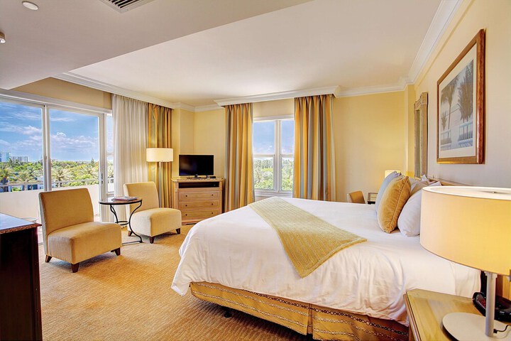 Sea View Hotel Bal Harbour, on the Ocean