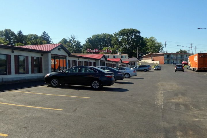 Red Carpet Inn North Syracuse