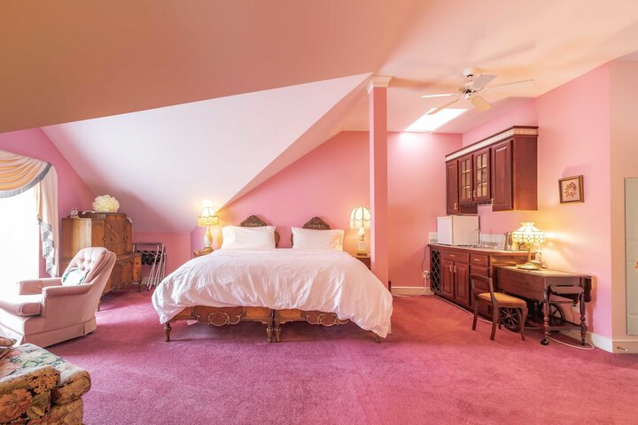 Room 49 of 54