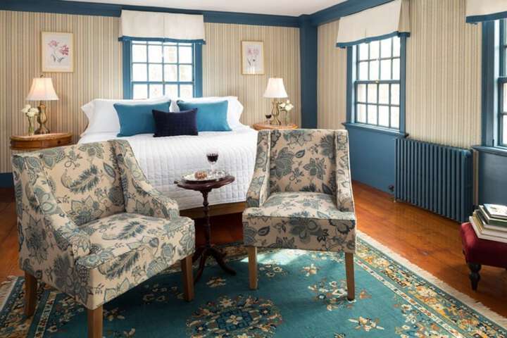Waldo Emerson Inn