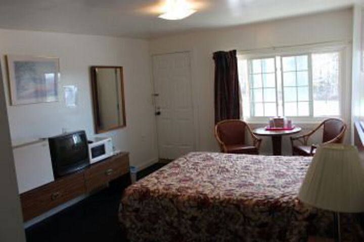 Admirals Ocean Inn