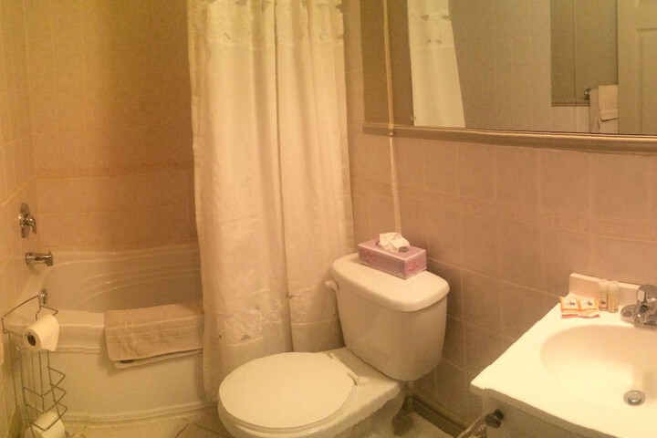 Room 10 of 45