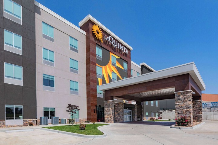 La Quinta Inn & Suites by Wyndham Jackson / Cape Girardeau