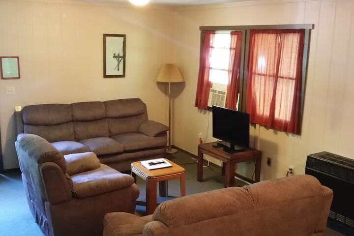Room 9 of 34