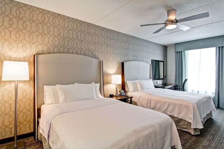Room 27 of 54