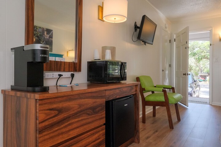 Bluff Shoal Motel