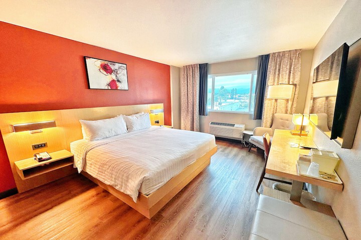 Room 54 of 168