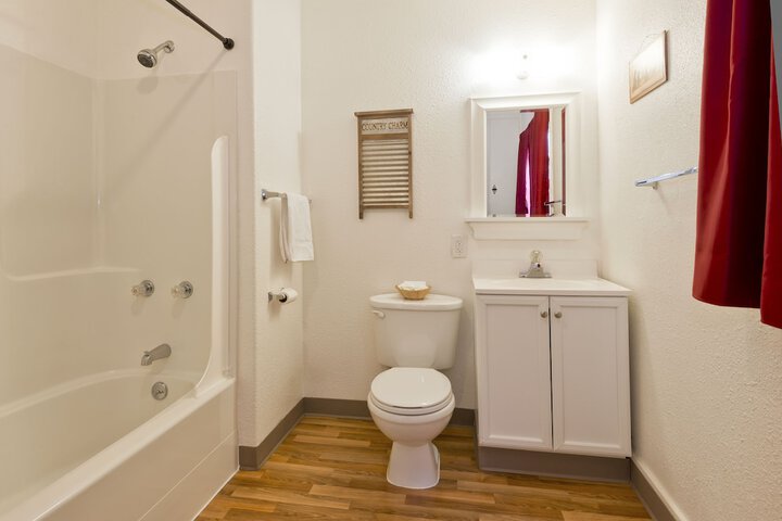Room 10 of 51