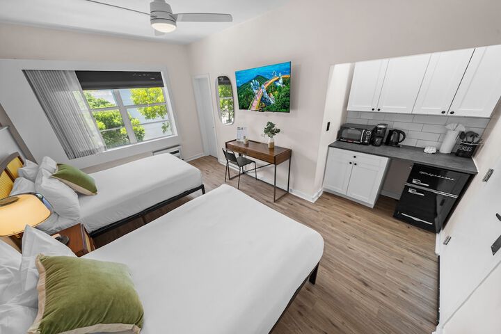 Room 42 of 58