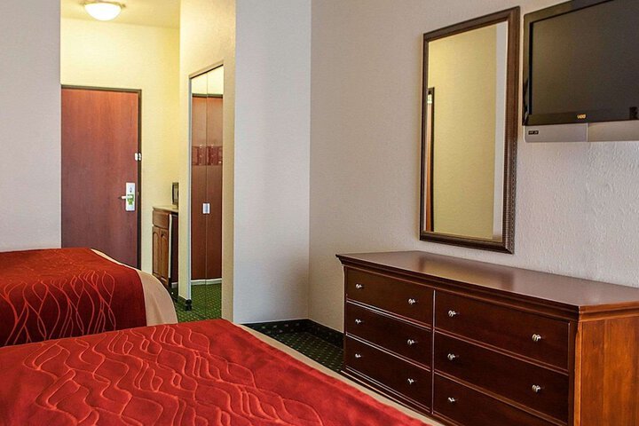 Room 39 of 69