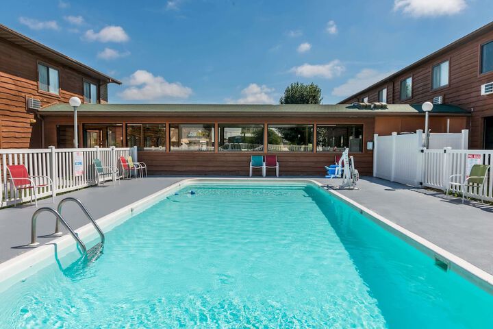 Pool 2 of 15
