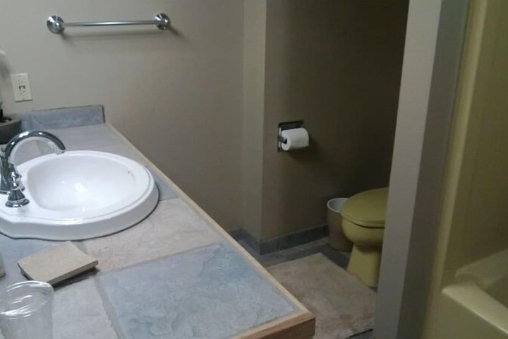 Room 16 of 43