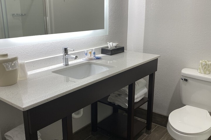 Comfort Inn & Suites Greer - Greenville