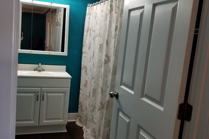 Room 14 of 76