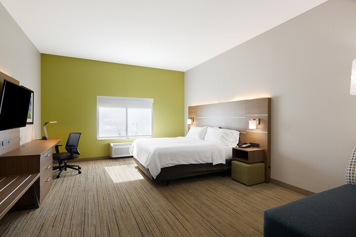 Holiday Inn Express Hotel & Suites Weston by IHG