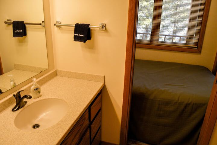 Room 77 of 185