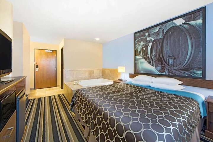 Super 8 by Wyndham Fairfield Tx