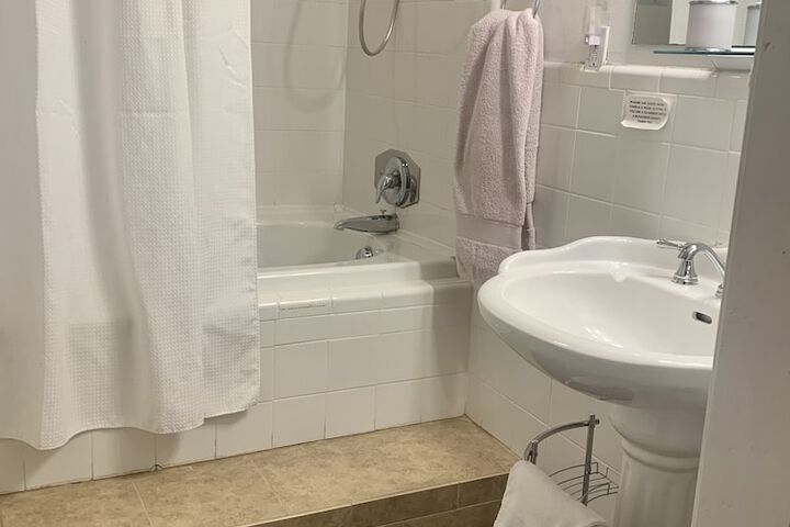 Room 69 of 110