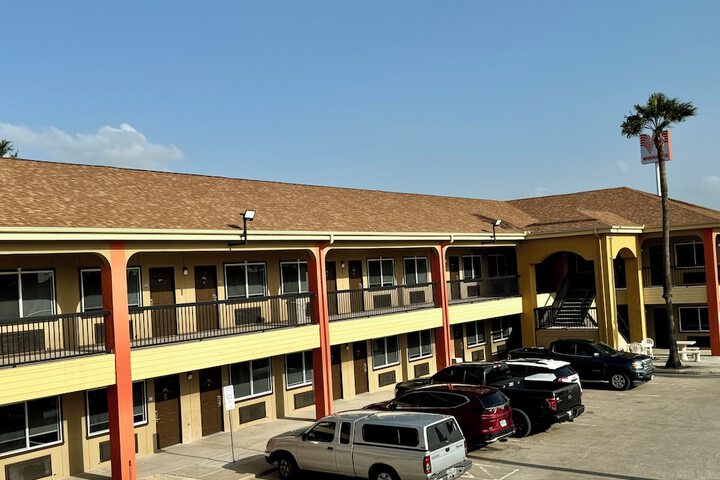 Texas Inn and Suites City Center at University Dr.