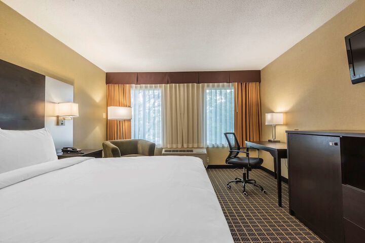 Room 40 of 60