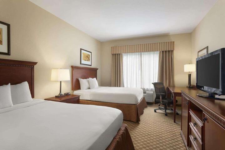 Country Inn & Suites by Radisson Saraland, AL