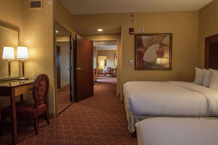 Room 47 of 104