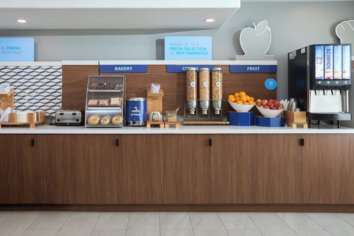 Holiday Inn Express Hotel & Suites SWIFT CURRENT by IHG