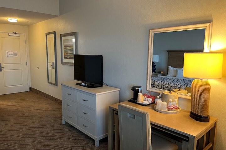 Room 21 of 48