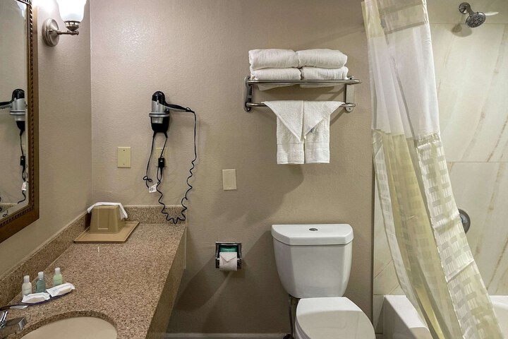 Room 55 of 67