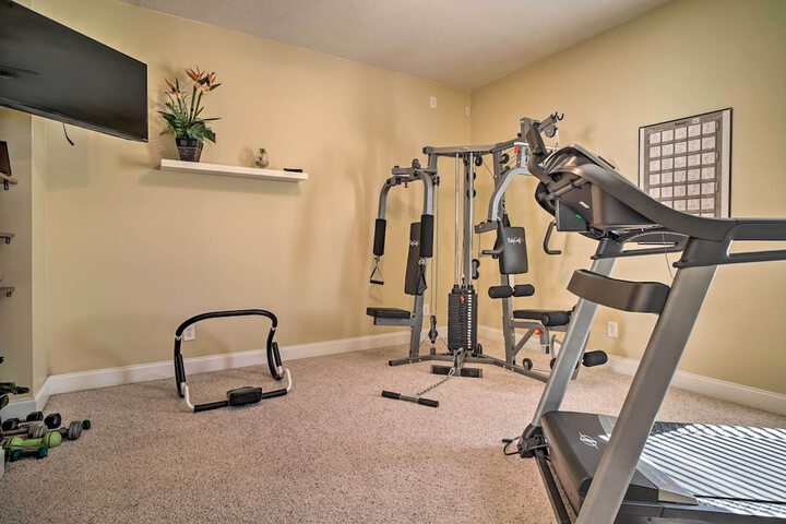 Spacious Baneberry Home w / Lake Douglas Views!