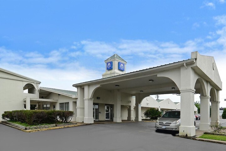 Hotel 2 of 19