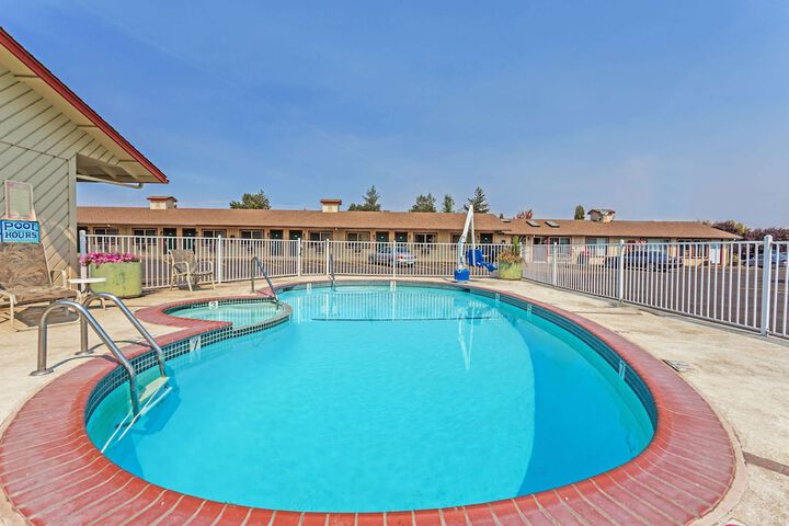 Pool 3 of 16