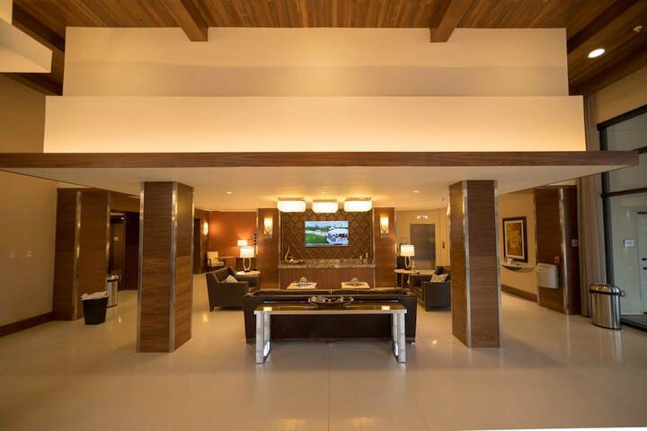 Hotel Interior 32 of 135