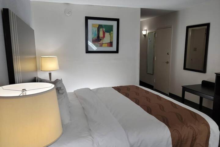 Room 18 of 26