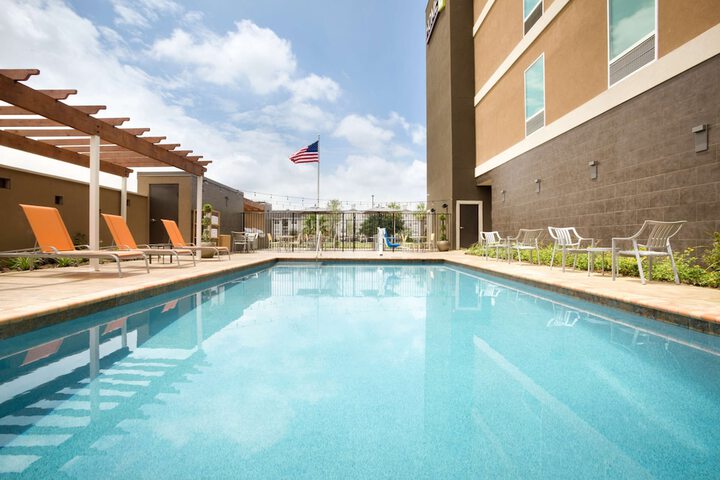 Home2 Suites by Hilton Houston Webster