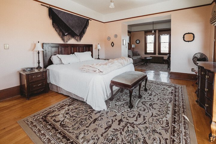 Room 41 of 51