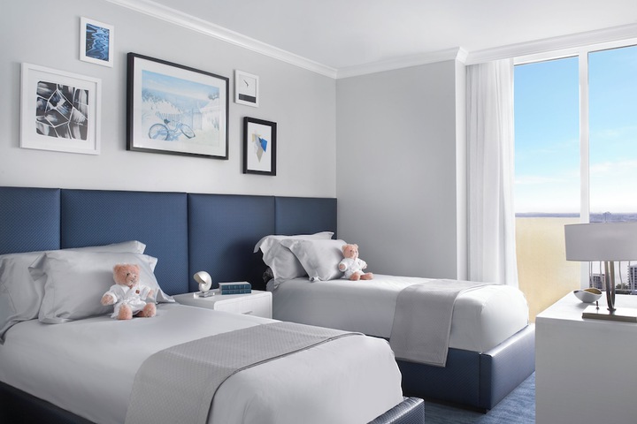 Room 25 of 63