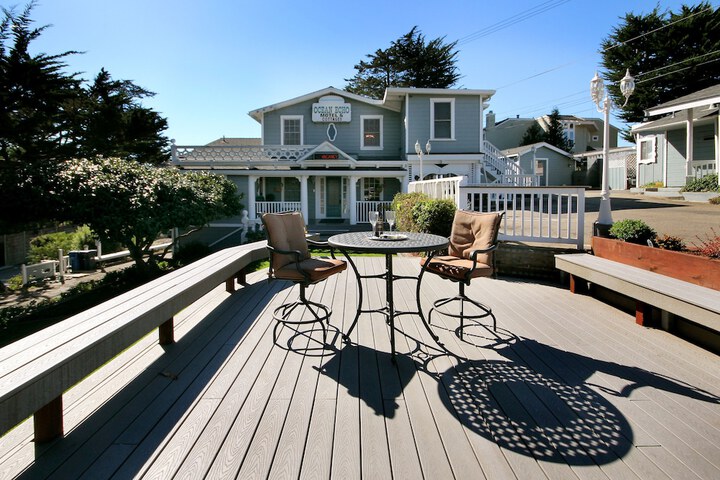 Terrace/Patio 134 of 138