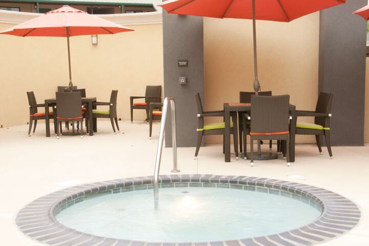 Pool 4 of 45