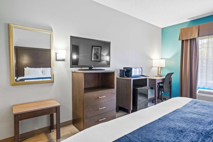 Blue Water Inn & Suites BW Signature Collection