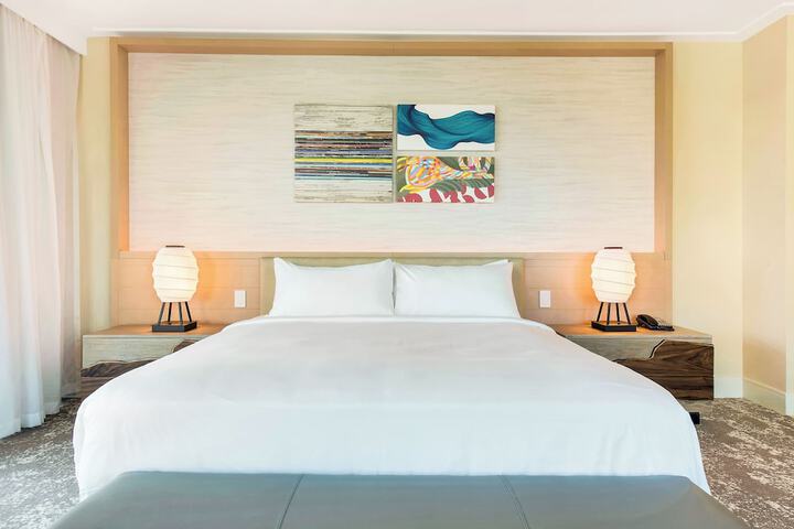 Room 28 of 80