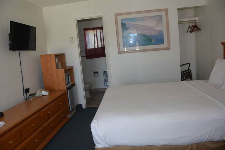 Room 8 of 31