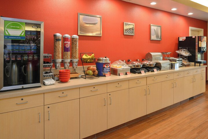 Breakfast/Coffee Service 48 of 53