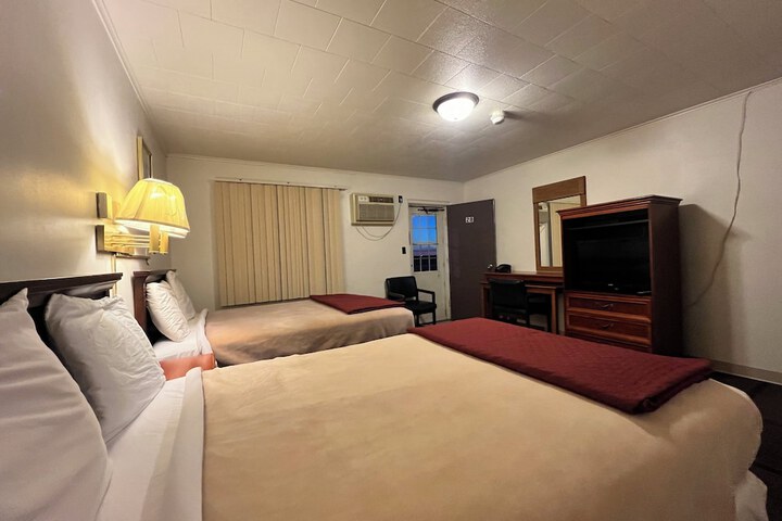 Hotel Prairie Winds Carthage Keokuk Hwy 136