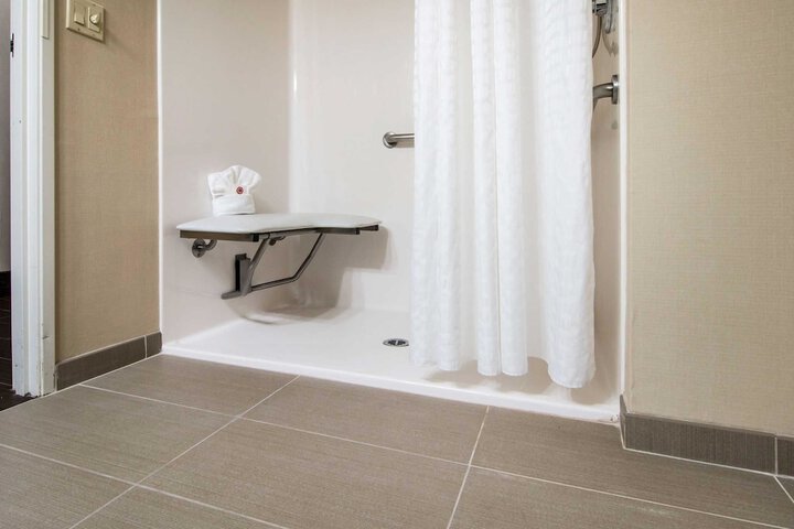 Comfort Suites Linn County
