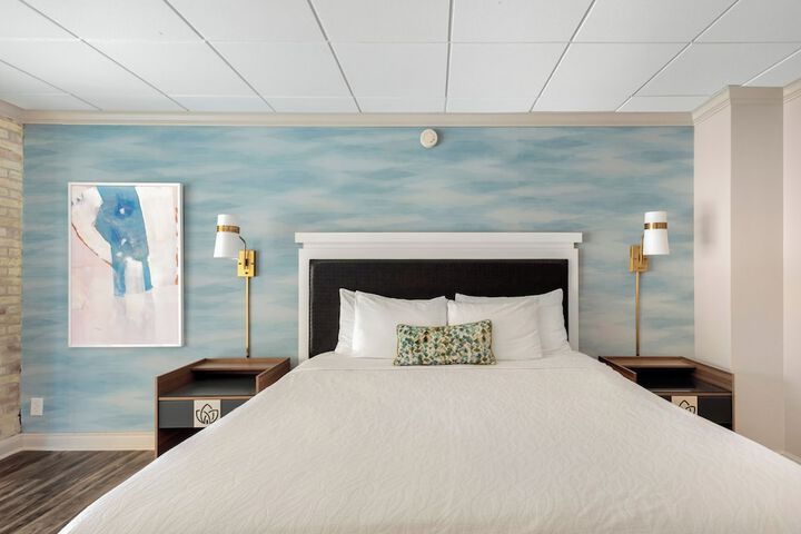 Room 209 of 250