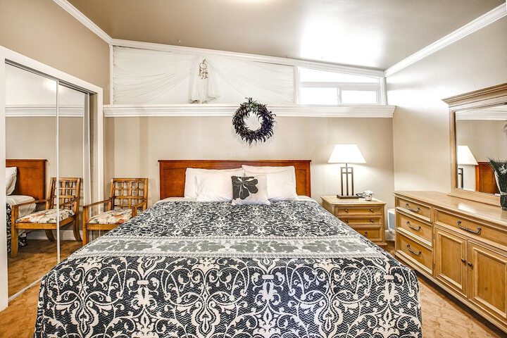 Beachwood Condos & Resort
