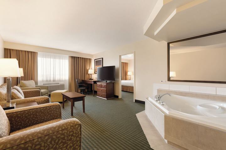 Room 14 of 21