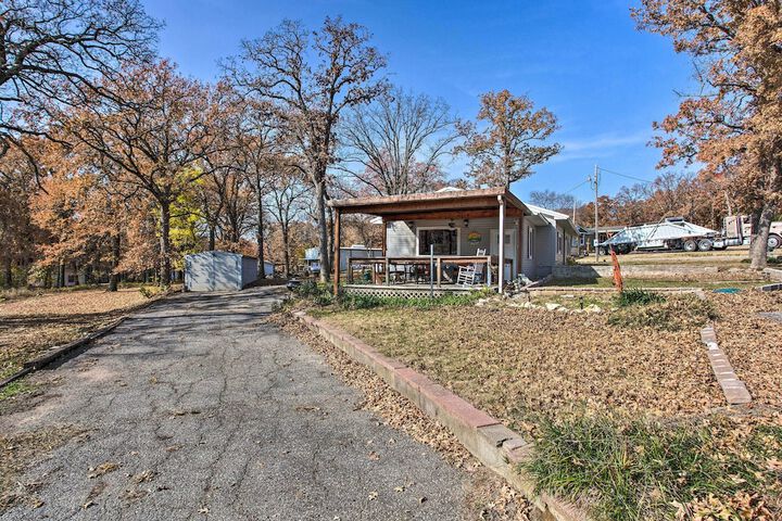 Kingston Getaway 2 Mi to Lake Texoma!
