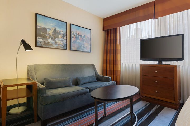 Room 27 of 53